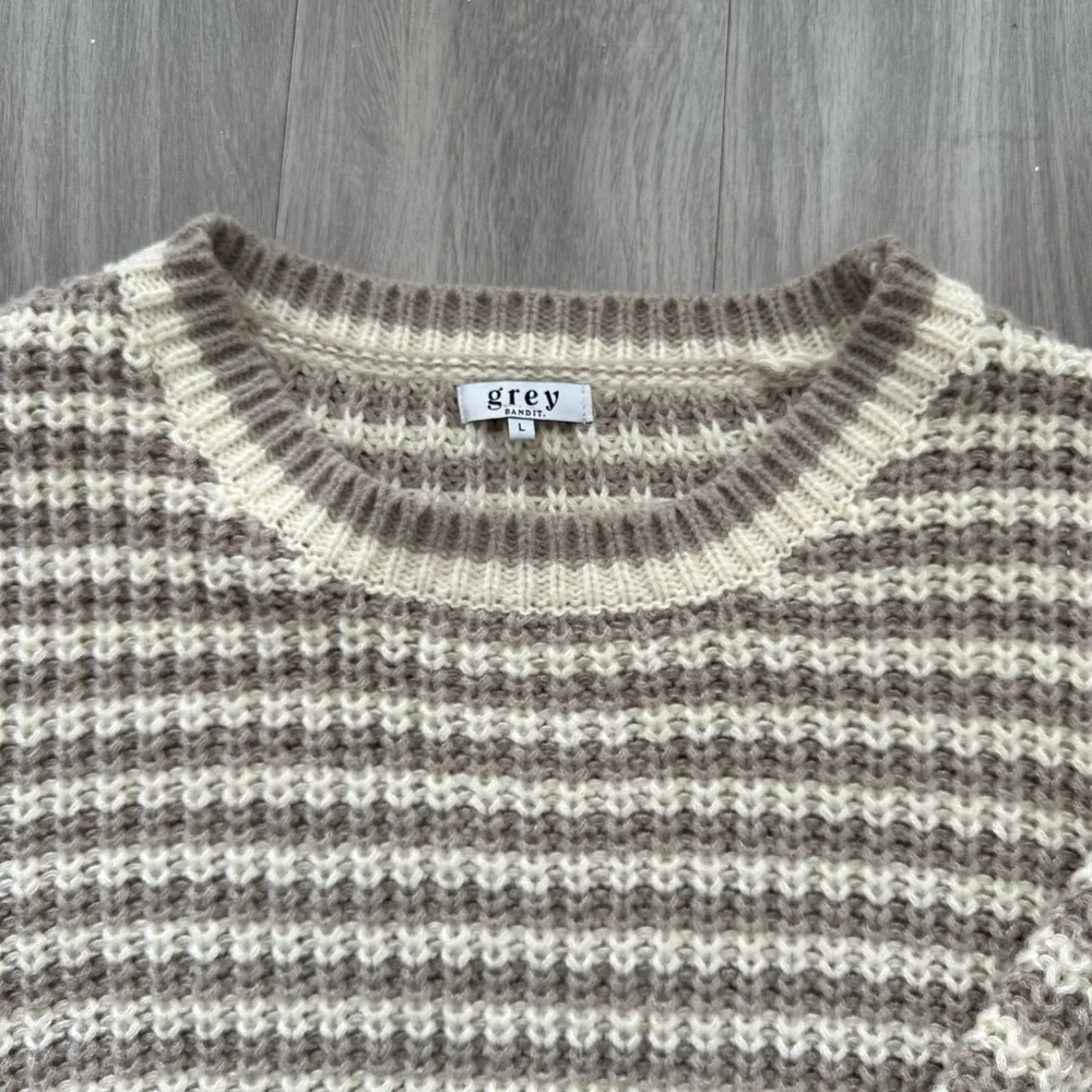 NWOT Grey Bandit Striped Knit Sweater - Cream and Brown L - Picture 3 of 10